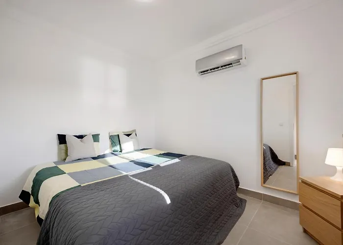 公寓 Yasmim House 萨格里什